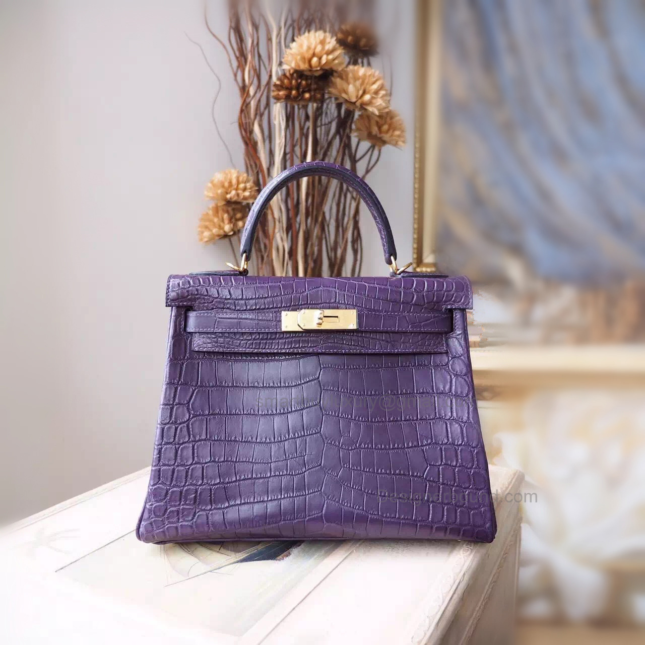 Replica Hermes Kelly 28 Bag Handmade in 9g Amethyst Matte Niloticus Croc GHW